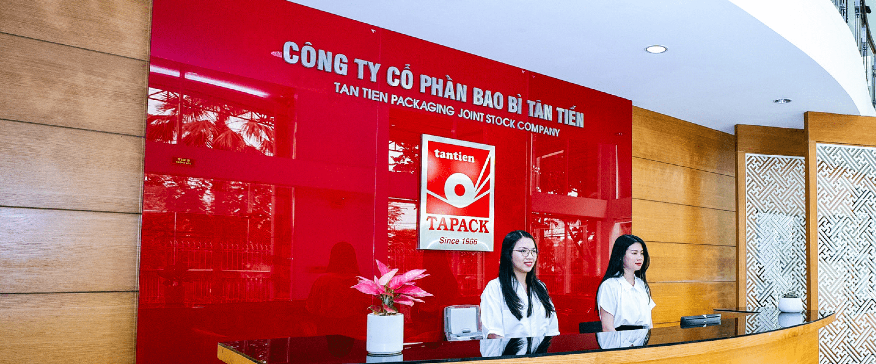 Hơn 50 Năm Hành TrìnhVươn Đến Đỉnh Cao