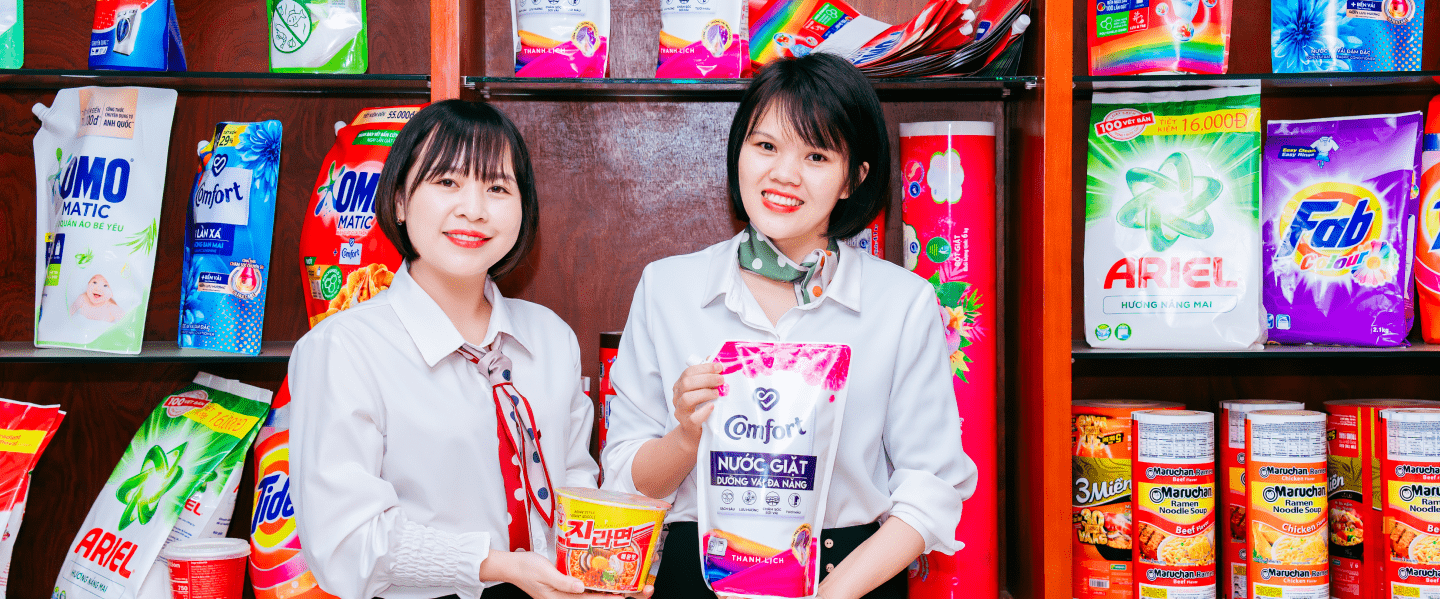 Elegance and Quality,Hand in Hand