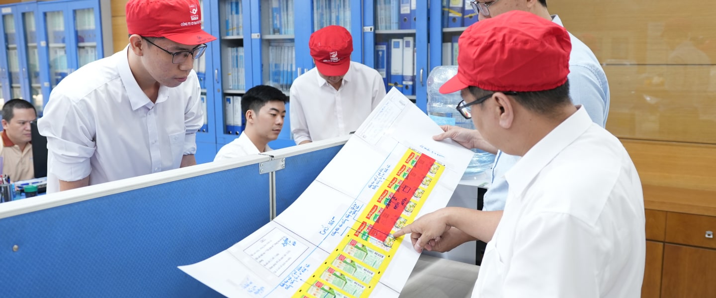 Elegance and Quality,Hand in Hand